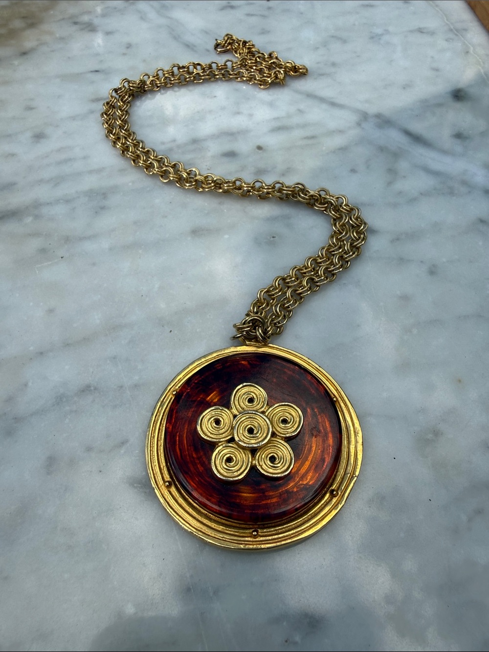 Vintage 70s Tortoise Pendant Necklace